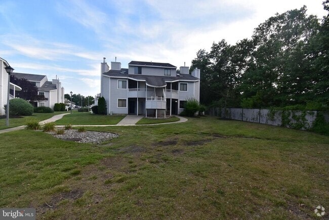 Building Photo - 4002 Tracy Ct Rental