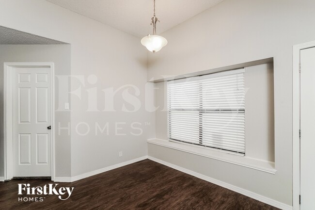 Photo - 5934 Burning Sunrise Dr