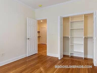 Photo - 15 Green St Unit 2