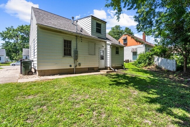 Photo - 1910 Iowa St