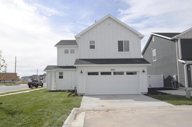 Building Photo - 3893 S 3100 W