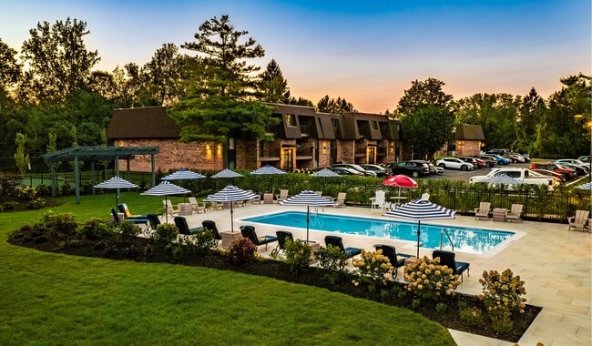 Pool Area - Pinecrest Apartments