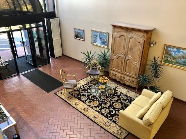 Photo - 100 Rosemary Way