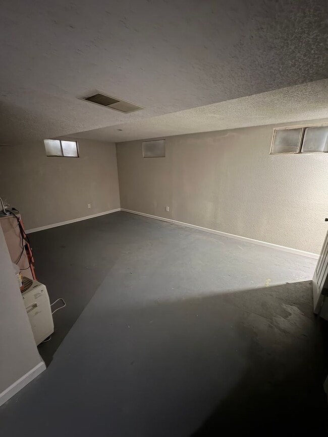 Photo - 3 Bed 1 Bath Updated Single Family home