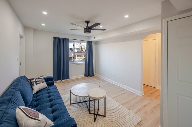 Photo - 5033 Hanna Pl SE Unit 1