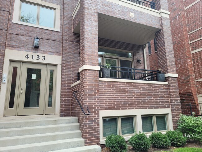 Photo - 4133 N Kenmore Ave Apartments Unit 1N