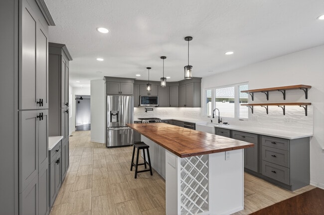 Photo - 914 El Paseo Rd