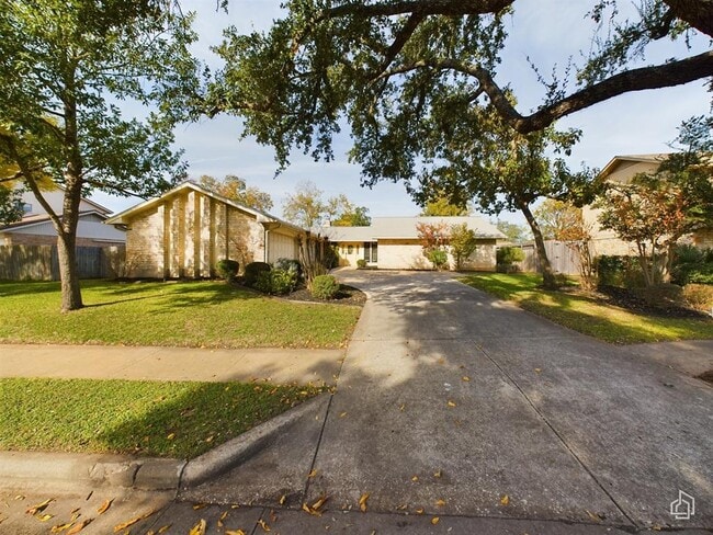 Building Photo - 10510 Mourning Dove Dr