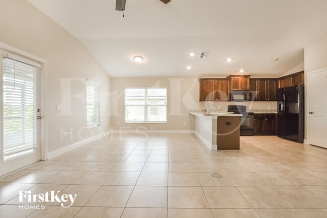 Photo - 1164 Legatto Loop