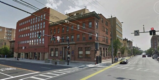 Building Photo - 192 Lark St Unit 7