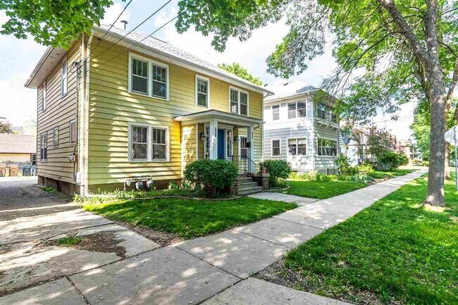 Photo - 2546-2548 Kendall Avenue Unit 2546