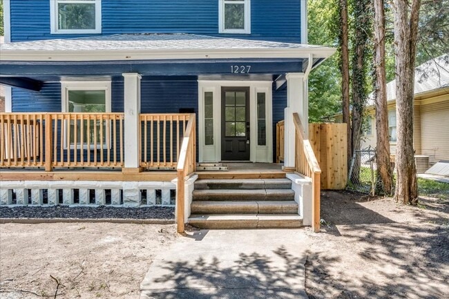 Photo - Riverside home for rent
