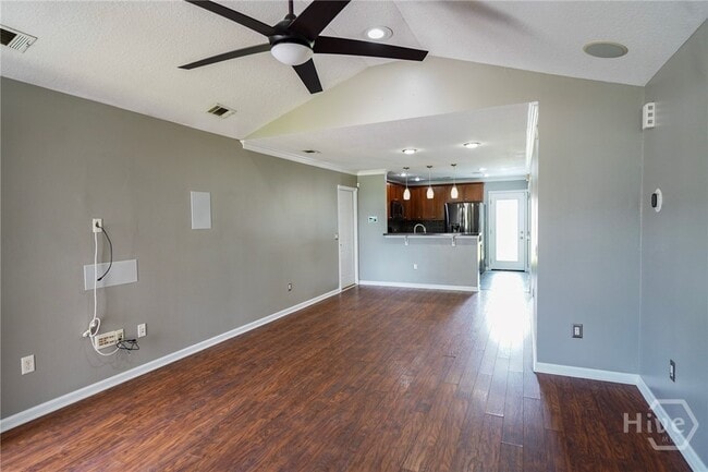 Photo - 170 Willow Oak Dr