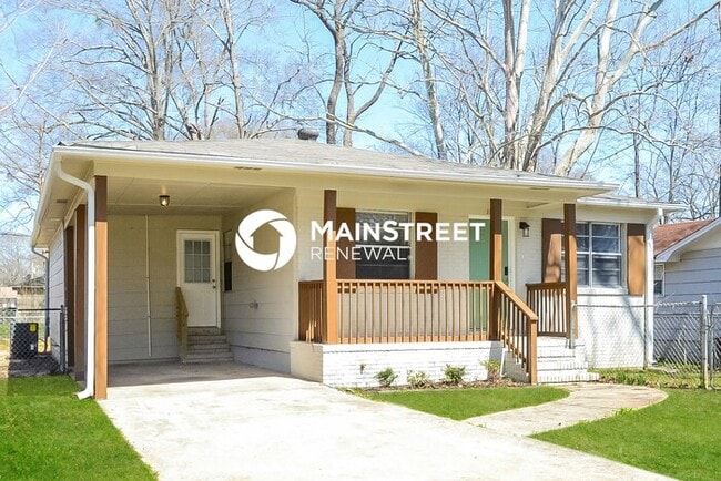 4 Bedroom Pet-Friendly Home in HUEYTOWN, AL with Main Street Renewal