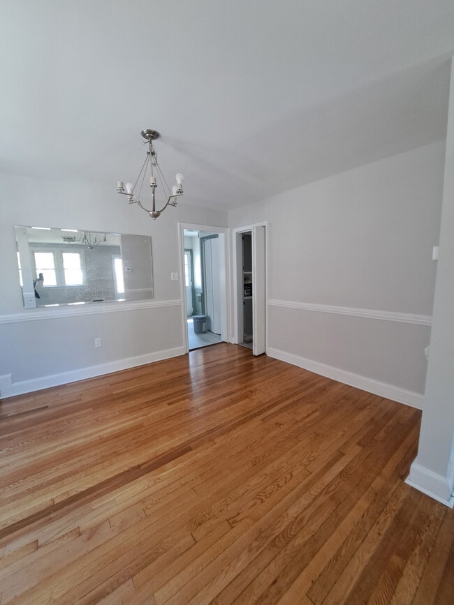 Photo - 1802 Maple St
