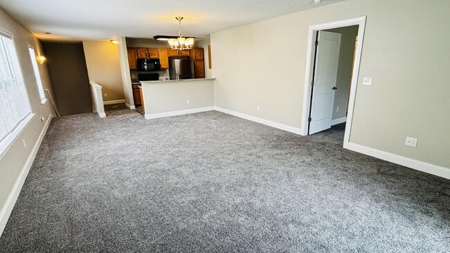 Photo - "Spacious 3-Bed, 2-Bath Condo Retreat in Fletcher – 1413 Sq Ft of Comfort. With $250 move in spec... Unidad 204
