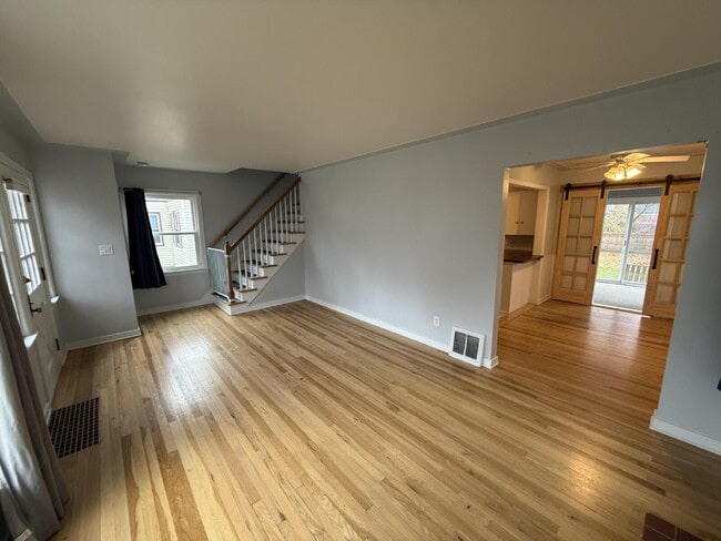 Photo - Alger Heights Charmer