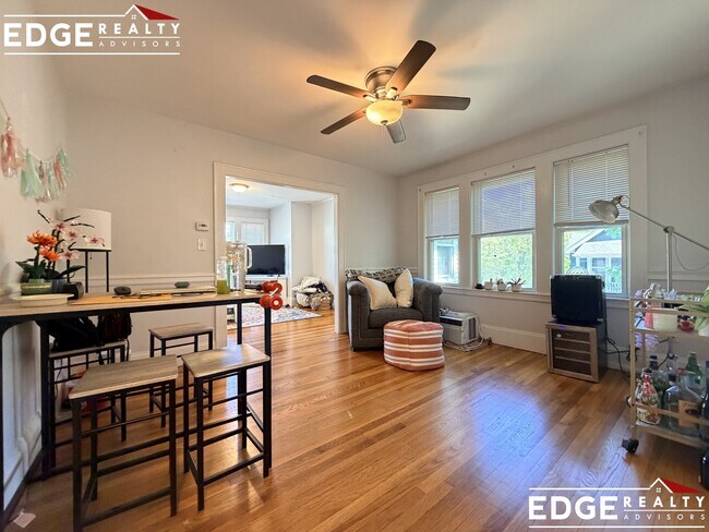 Photo - 7 Trapelo St