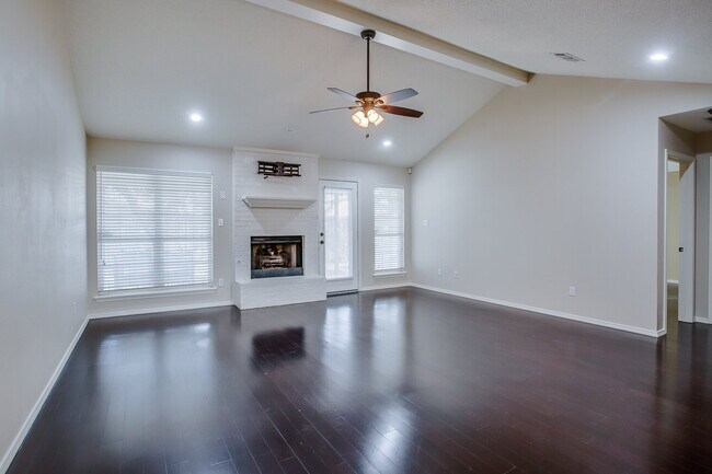 Photo - Gorgeous Home in Whisperwood!