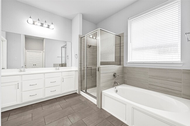 Photo - 9339 Galloway Wds Trl