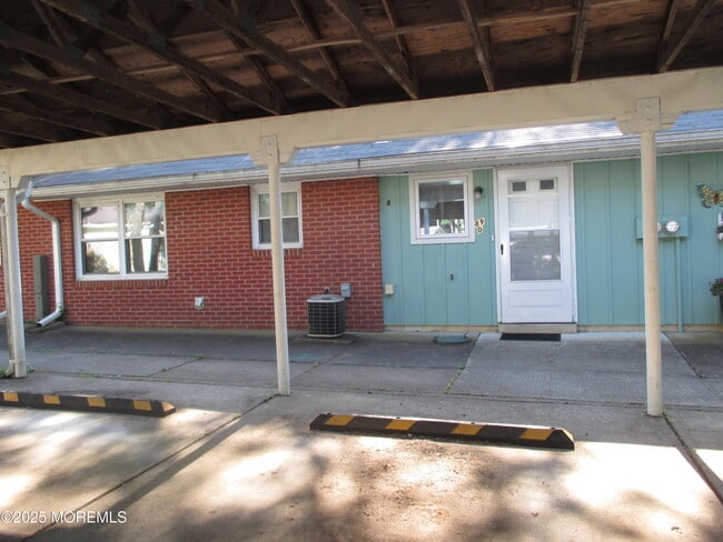 Building Photo - 89D Dorchester Dr Rental