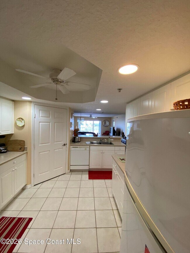 Photo - 8951 Lake Dr