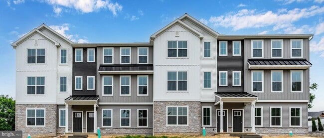 Photo - 37 S 19th St Townhome