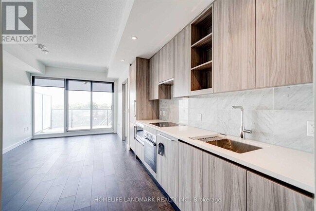 Photo - 85 McMahon Dr Unit 905