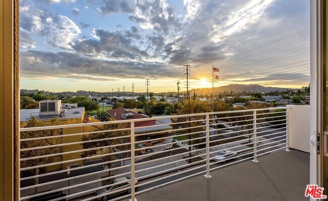 Photo - 3058 W Petunia Pl