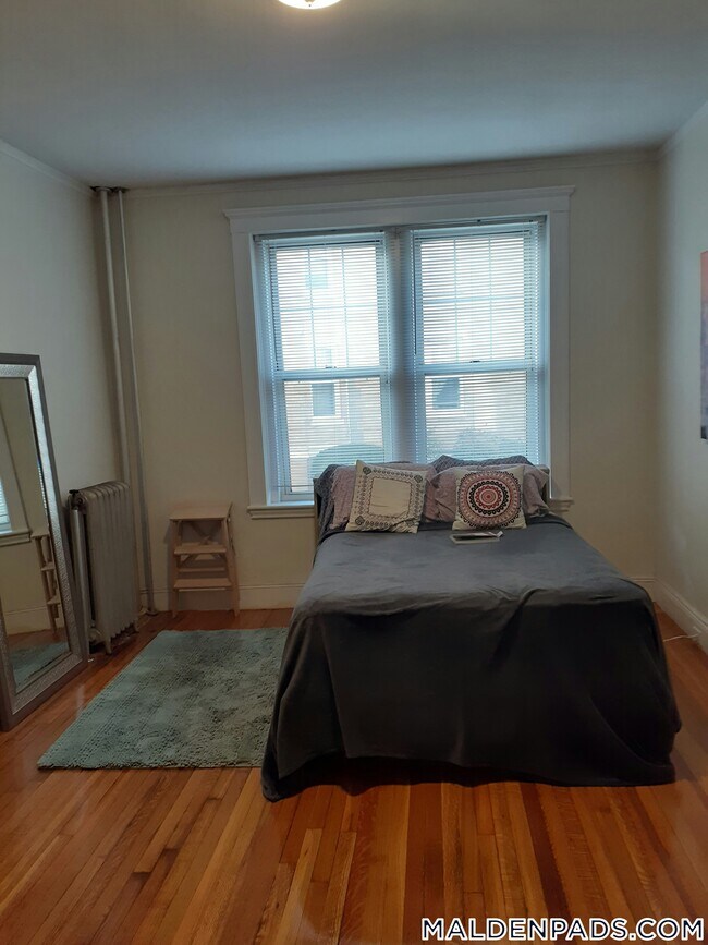 Photo - 90 Maple St Unit 1