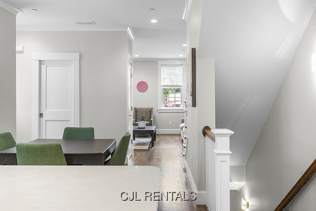 Photo - 119 Highland Ave Unidad B