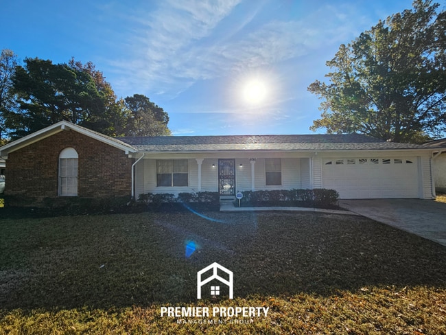 Building Photo - 4048 Friendship Ln