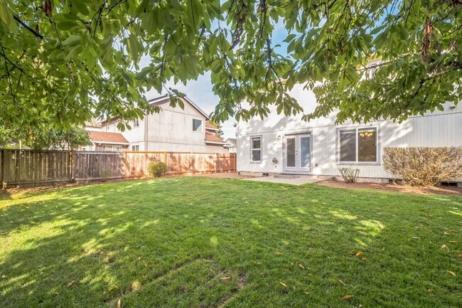 Photo - 3114 SE Tumblestone Dr