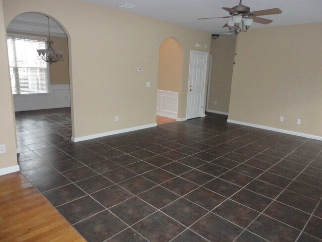 Photo - 6855 River Island Cir