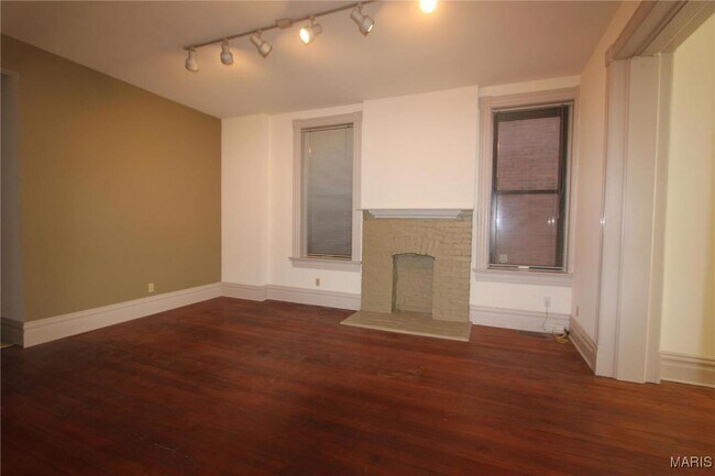 Photo - 3809 Shenandoah Ave Unidad 1st floor