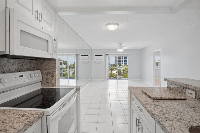 Photo - 720 Orton Ave Unit 607
