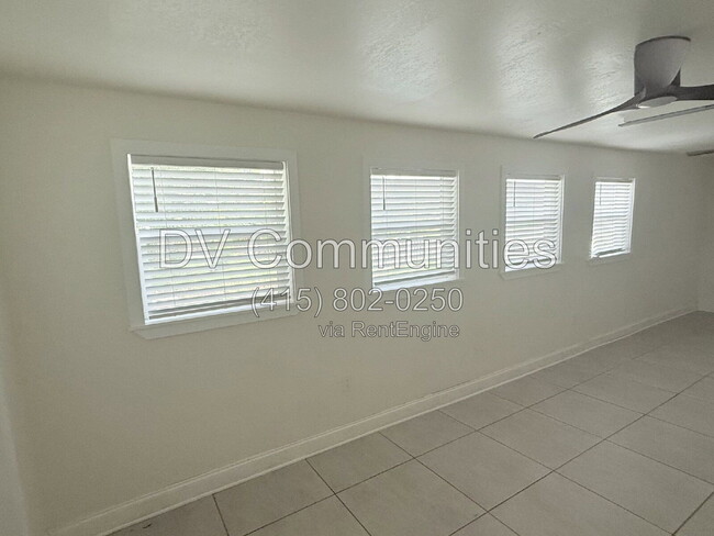 Photo - 5066 3rd St N