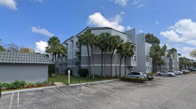 Building Photo - 2000 N Congress Ave Unit 211 Rental