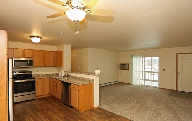 Photo - Eagle Trails Estates Apartments