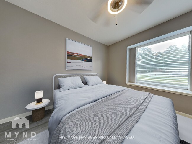 Photo - 2403 Summer Spring Dr