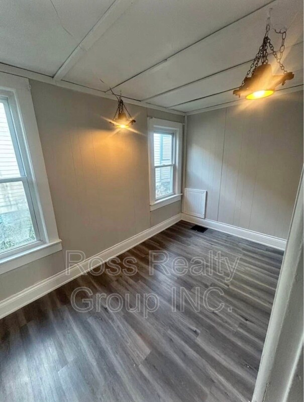 Photo - 1112 Gordon St