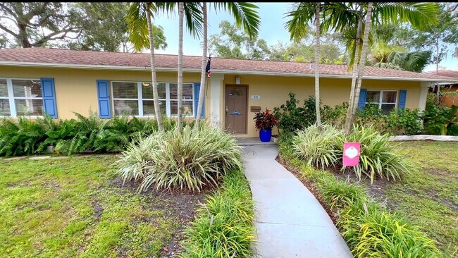 Photo - 441 47th St N