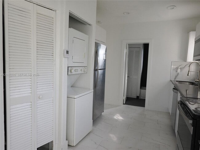 Photo - 2272 NW 2nd St