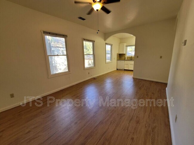 Photo - 1717 H St Unit 1