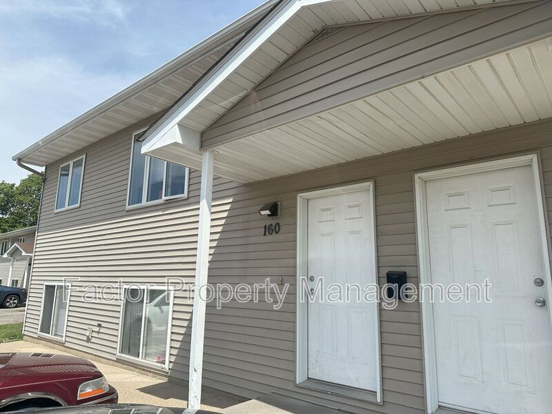 Photo - 162 Balcerzak Drive