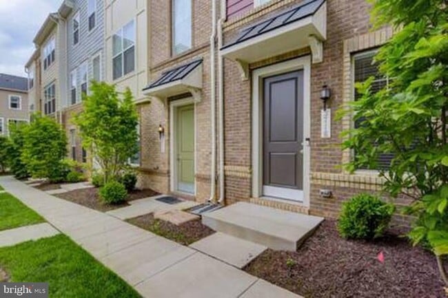 Building Photo - 3716 Foote St NE Rental