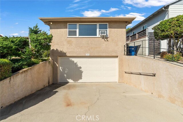 Photo - 1027 S Malgren Ave