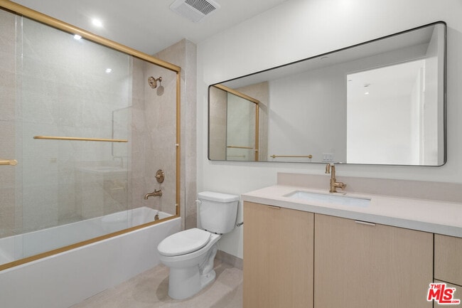 Photo - 1808 Lincoln Blvd Unit 203
