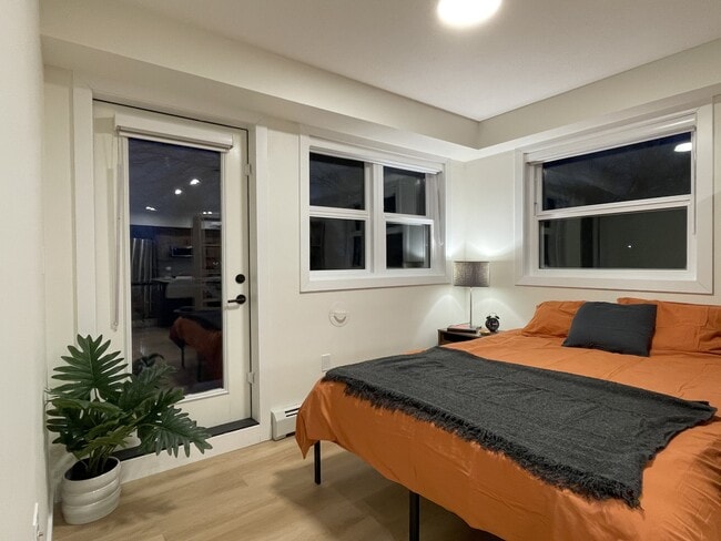 Photo - 8615-8108 108 St NW Unit 412