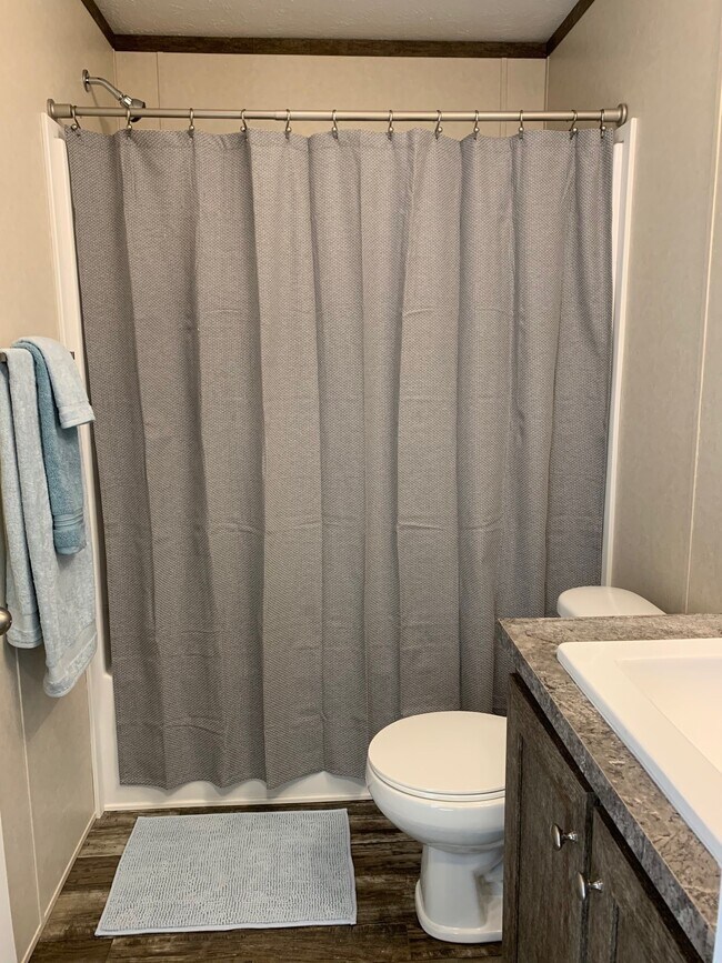 Photo - 17027 Coventry Ln